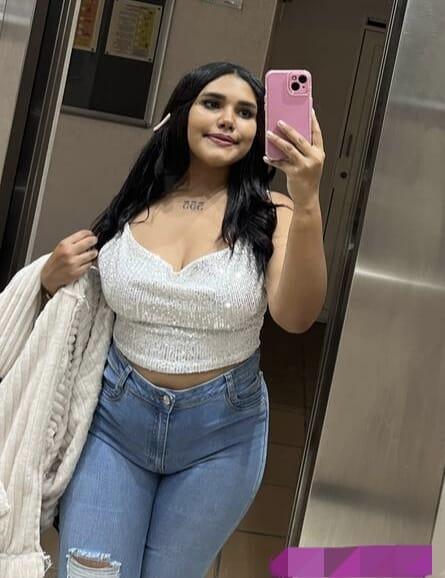 Chica busca chico en Sevilla: 