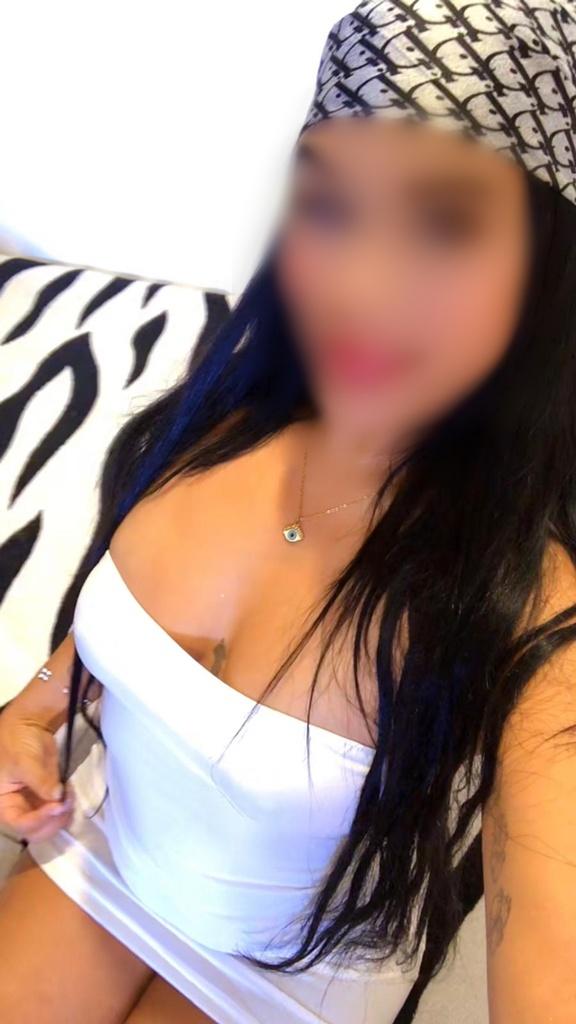 Chica busca chico en Tenerife: 