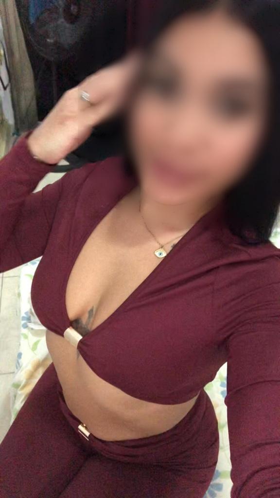 Chica busca chico en Tenerife: 