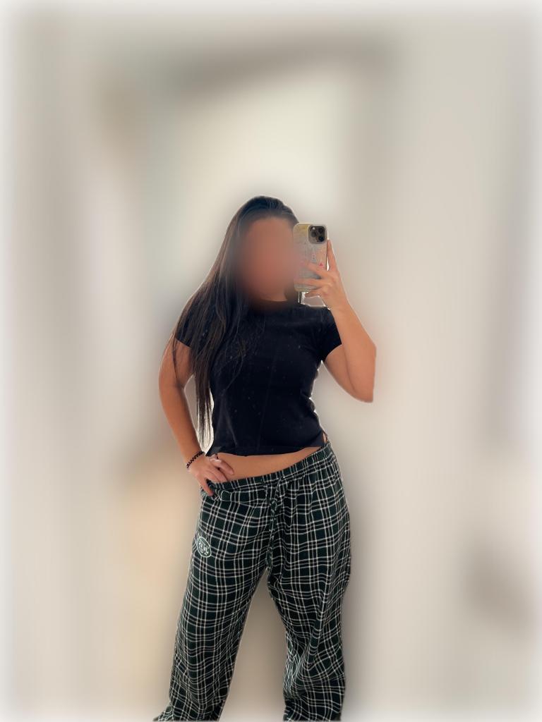 Chica busca chico en Málaga: Chica busca chico