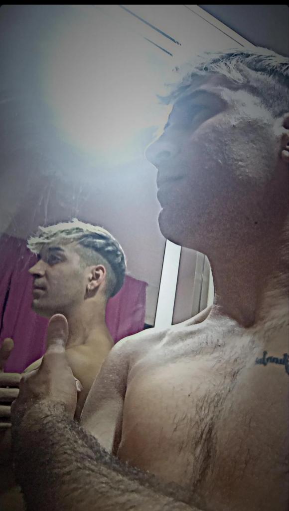 617297243: Chico busca chica en Almería
