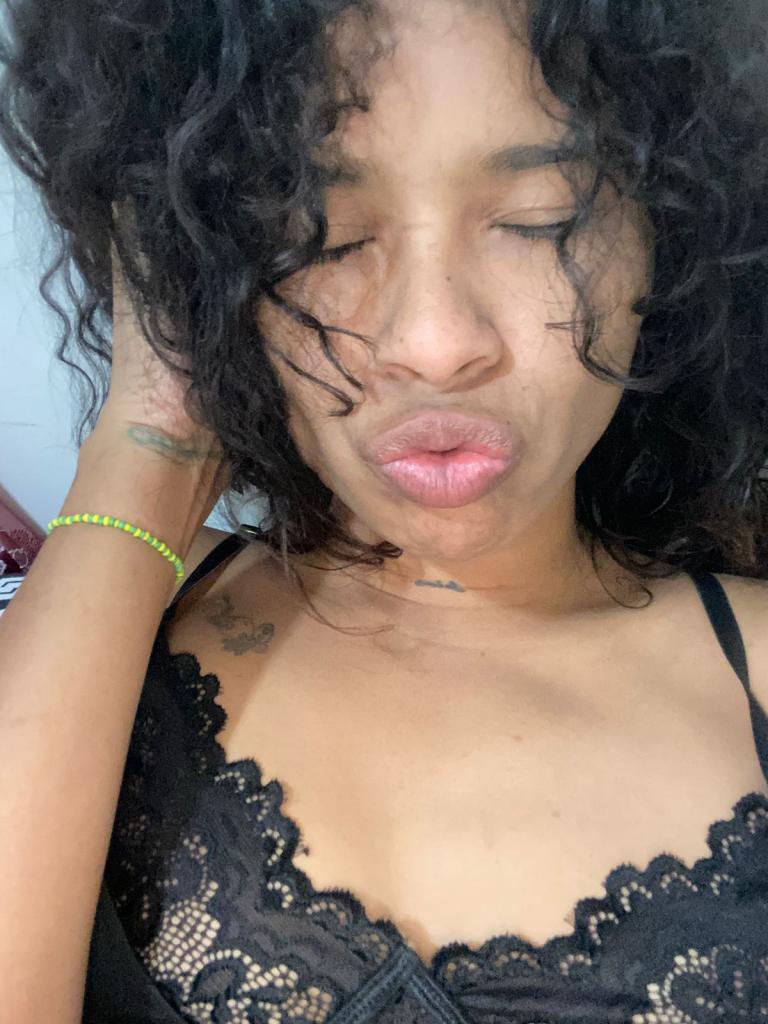 Chica busca chico en Sevilla: 