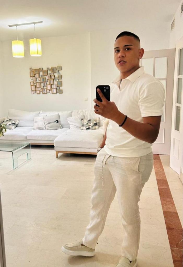 603983710: Chico busca chica en Mallorca