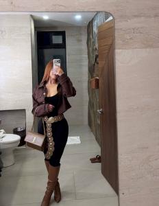 674970493: Chica busca chico en Málaga