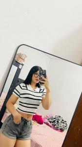 663440290: Chica busca chico en Cádiz