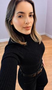 667989316: Chica busca chico en Tarragona