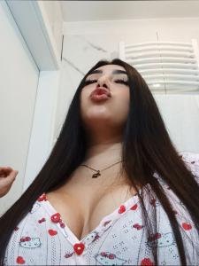 672951597: Chica busca chico en Madrid