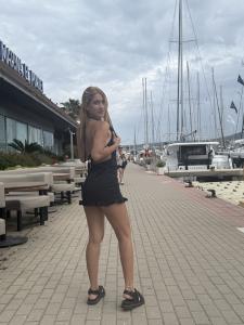 677967529: Chica busca chico en Alicante