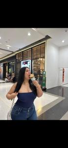 697323293: Chica busca chico en Granada