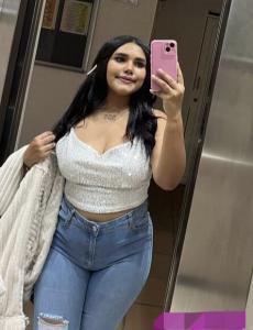 628448127: Chica busca chico en Sevilla