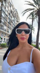 692385780: Chica busca chico en Valencia