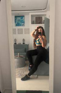 647113764: Chica busca chico en Zaragoza