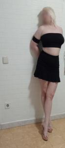 663125755: Chica busca chico en Barcelona