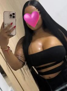 600957287: Chica busca chico en Valencia