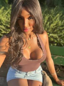 664535879: Transexual en Gerona