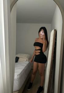 632405503: Chica busca chico en Gerona