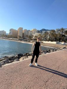 680804034: Chico busca chica en Málaga