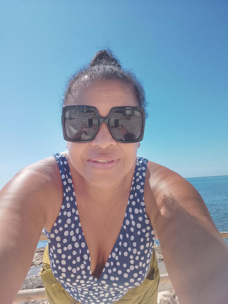 Chica busca chico en Tarragona: Chica busca chico