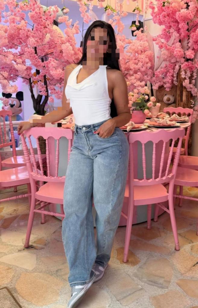 Chica busca chico en Sevilla: 