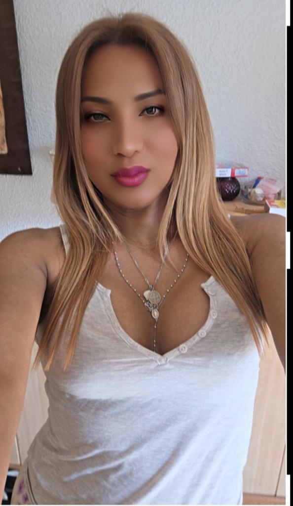 Chica busca chico en Murcia: 