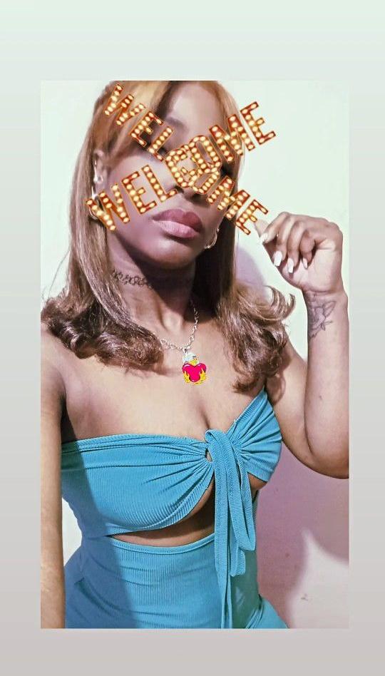 Chica busca chico en Sevilla: 