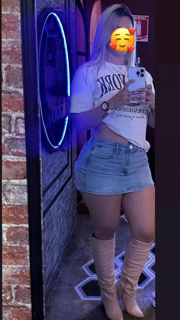 Chica busca chico en Tenerife: 