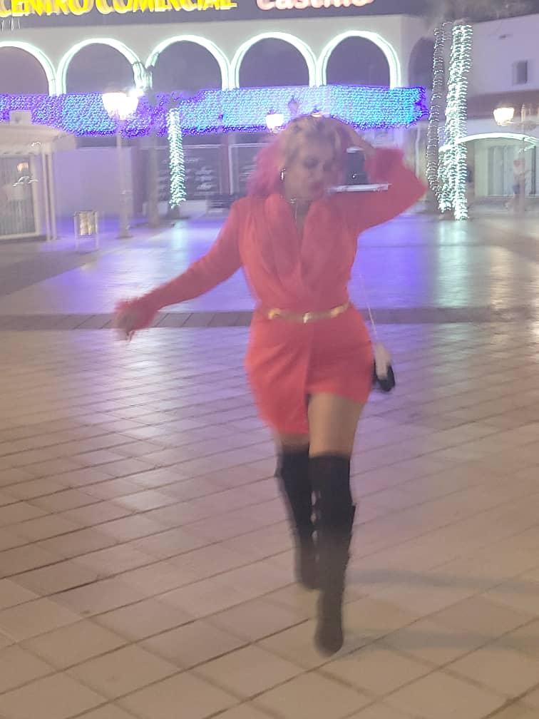 605215513: Chica busca chico en Tenerife