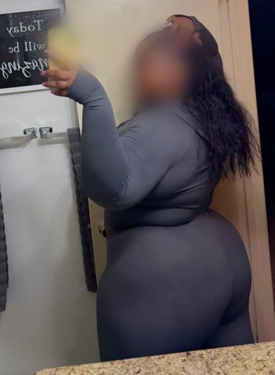 Chica busca chico en Huelva: 