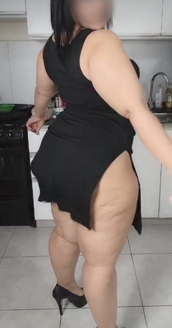 613636113: Chica busca chico en La Coruña