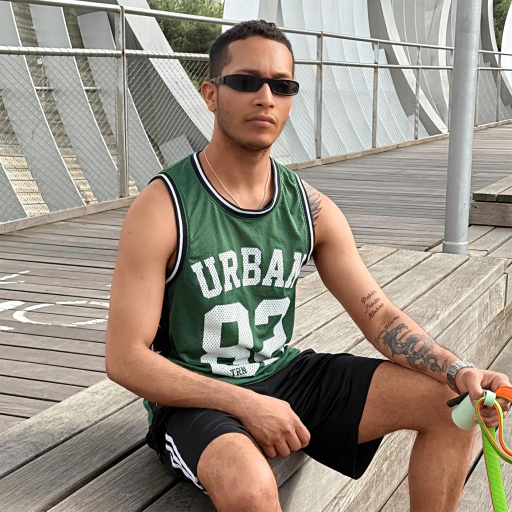 677127757: Chico busca chica en Madrid