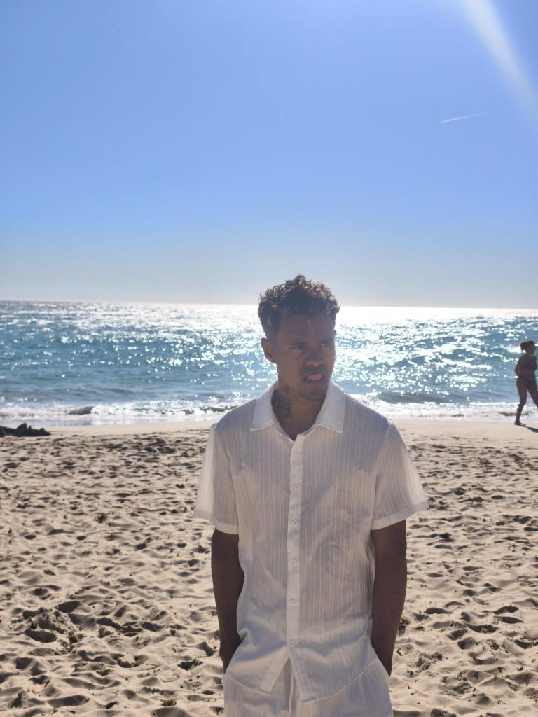 643234786: Chico busca chica en Sevilla
