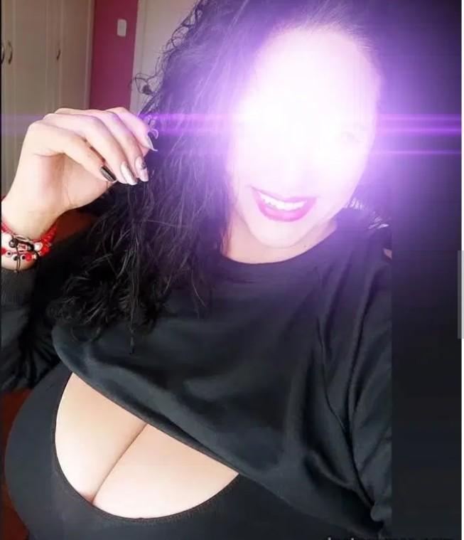 Chica busca chico en Murcia: 