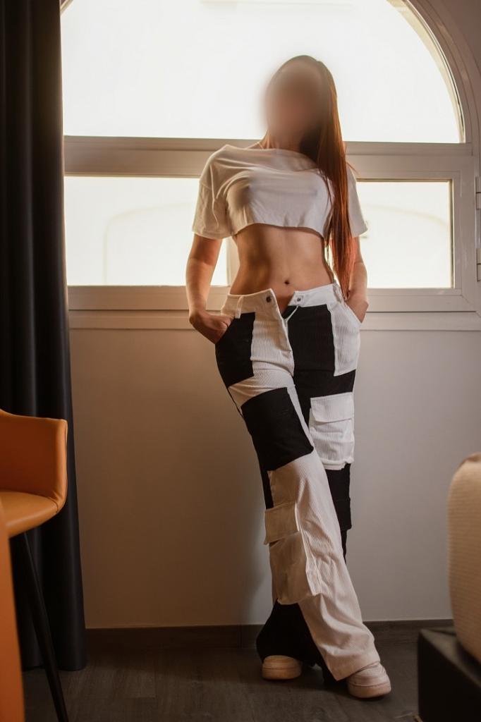 Chica busca chico en Ceuta: 