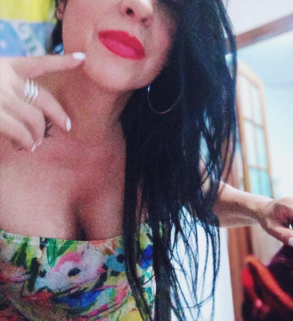 Chica busca chico en Tenerife: 