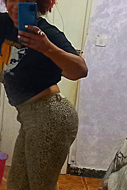 Chica busca chico en Tenerife: 