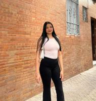604274332: Chica busca chico en Sevilla