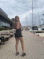 677967529: Chica busca chico en Alicante