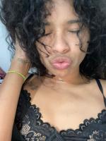641394620: Chica busca chico en Sevilla