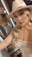 607393709: Chica busca chico en Barcelona