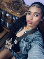 641394620: Chica busca chico en Sevilla