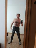 614898455: Chico busca chica en Alicante
