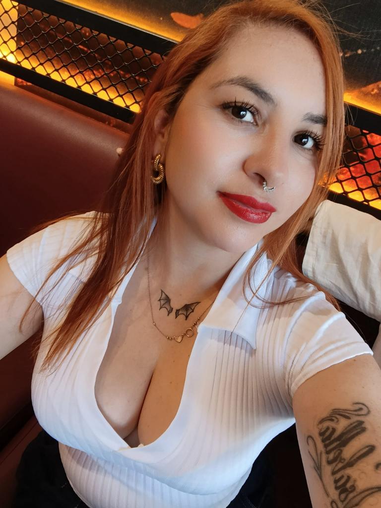 Chica busca chico en Granada: 