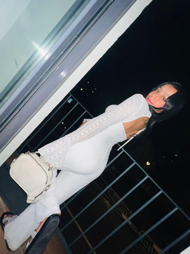 Chica busca chico en Barcelona: 