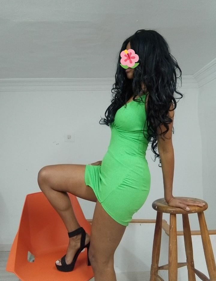 Chica busca chico en Tenerife: 