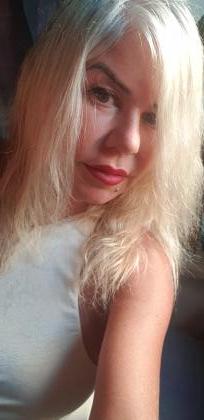 Chica busca chico en Ibiza: 