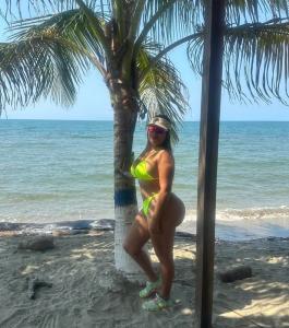 Chica busca chico en Tenerife: 