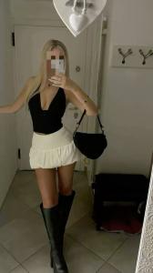 657960732: Chica busca chico en Málaga
