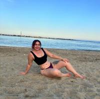 643863677: Chica busca chico en Almería