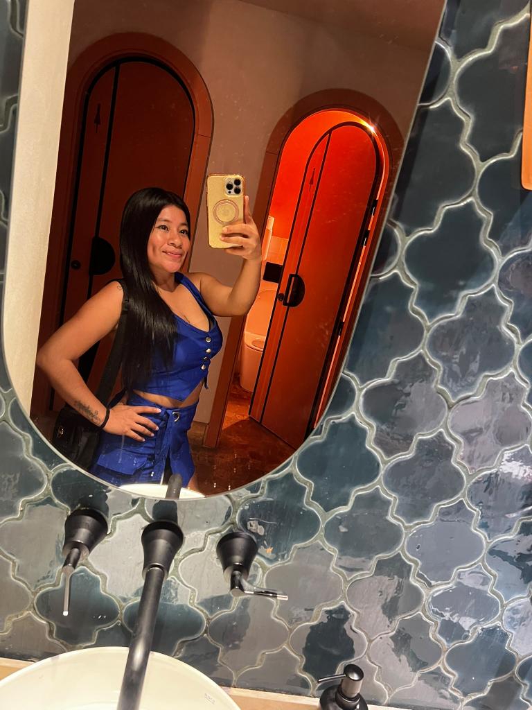 658309011: Chica busca chico en Huelva