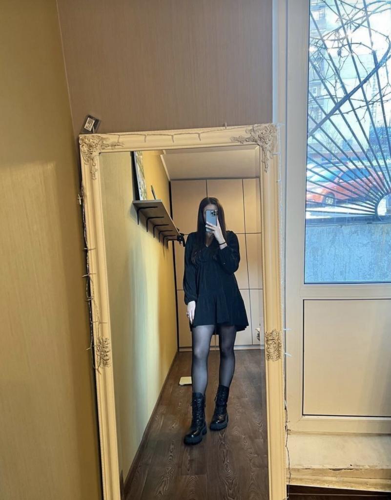 745092255: Chica busca chico en Valencia